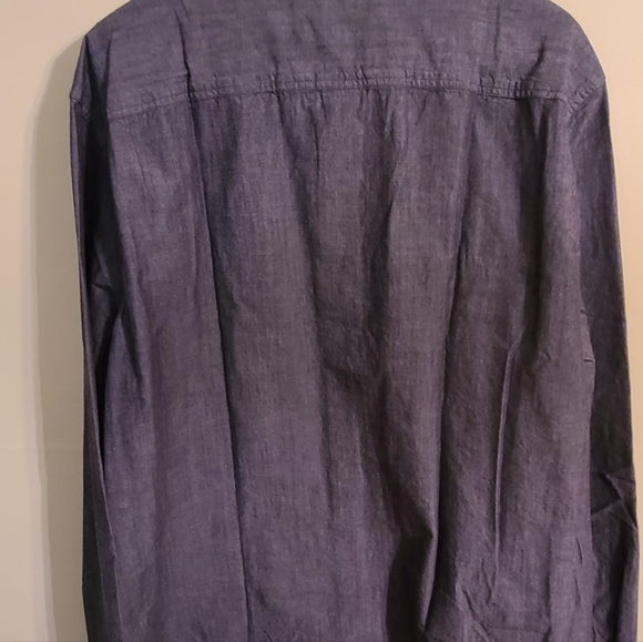 Banana Republic XL Standard Fit Long Sleeve Button-Down Shirt - Picture 3 of 5